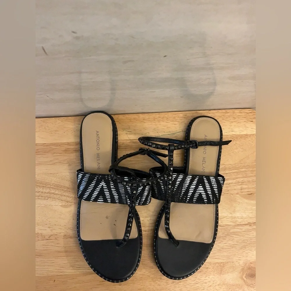 Antonio Melani Black and White Chevron Patterned Sandals
